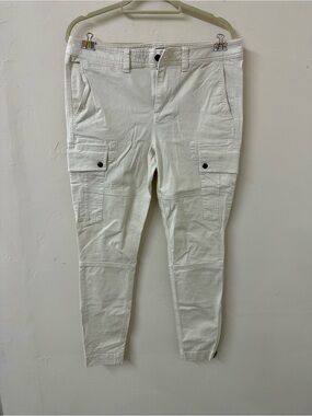 White Cargo Stretch Pants